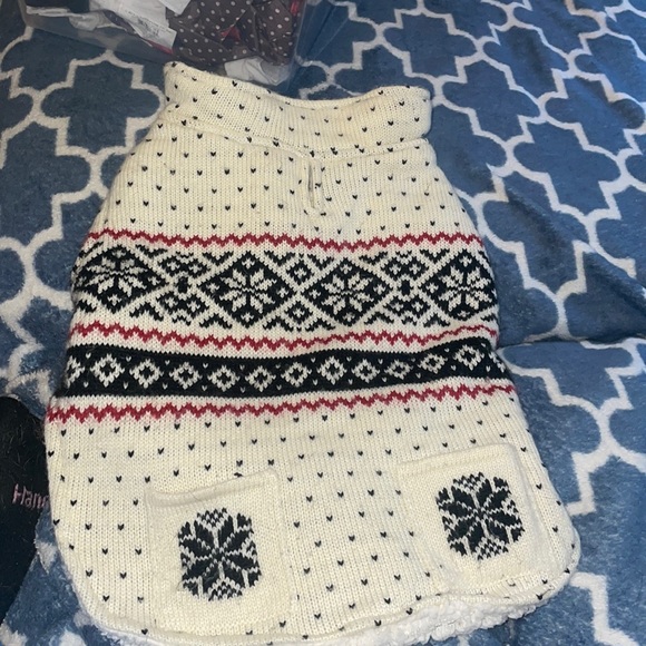 Cozy Dog Sweater - Picture 1 of 6